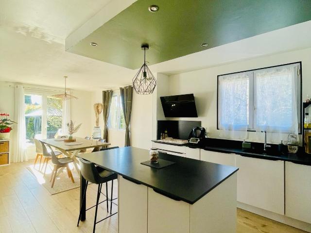 Maison meublée 6 pièces 141 m²