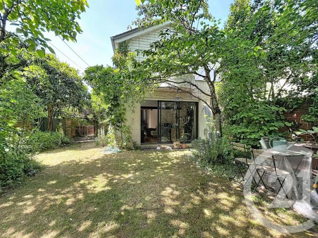 Maison meublée 6 pièces 145 m²