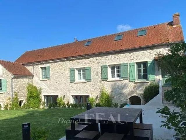 Maison meublée 6 pièces 146 m²