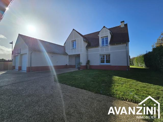 Maison meublée 6 pièces 156 m²