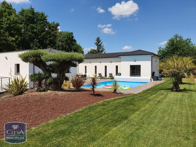 Maison meublée 6 pièces 163 m²