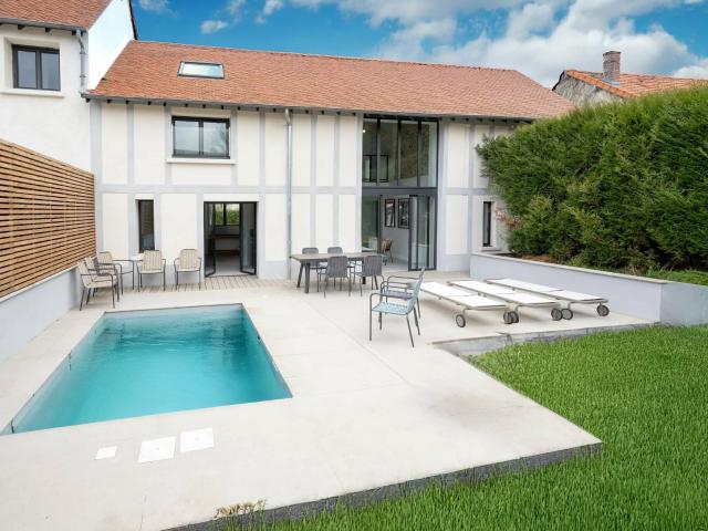 Maison meublée 6 pièces 165 m²
