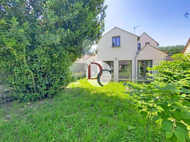 Maison meublée 6 pièces 166 m²