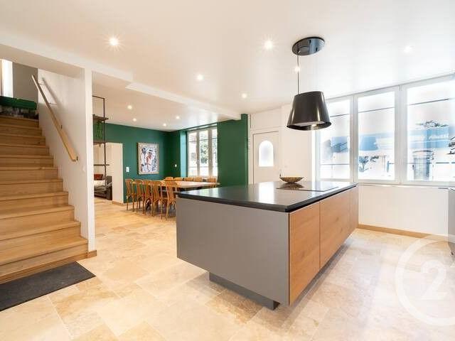 Maison meublée 6 pièces 166 m²
