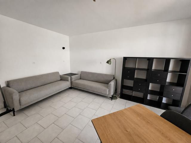 Maison meublée 6 pièces 16 m²