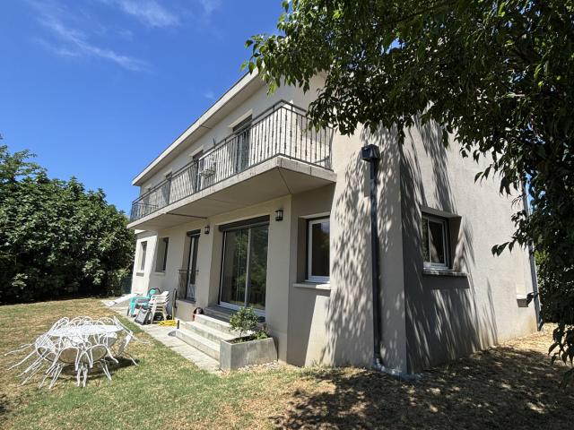 Maison meublée 6 pièces 170 m²