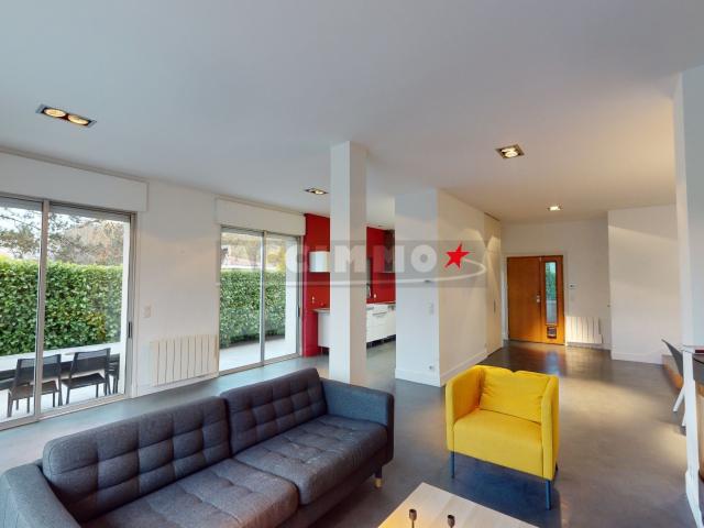 Maison meublée 6 pièces 180 m²