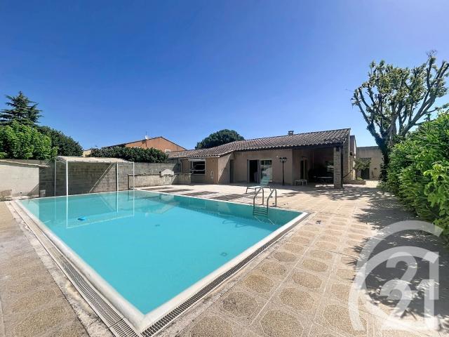 Maison meublée 6 pièces 189 m²