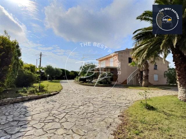 Maison meublée 6 pièces 222 m²