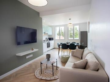Maison meublée 7 pièces 130 m²