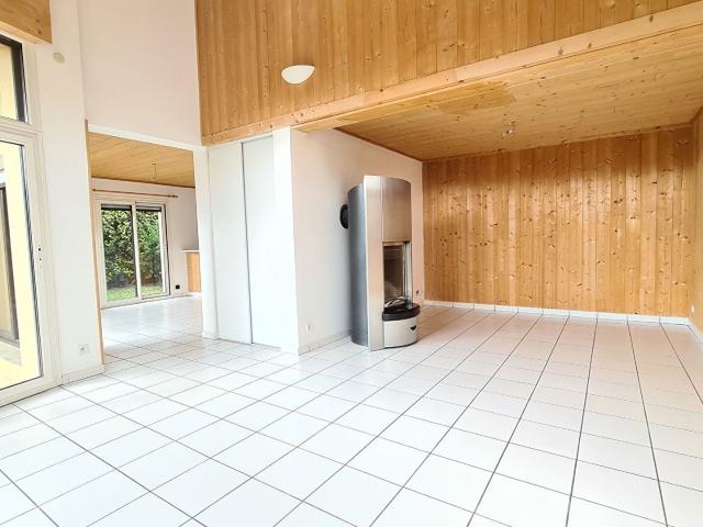 Maison meublée 7 pièces 136 m²
