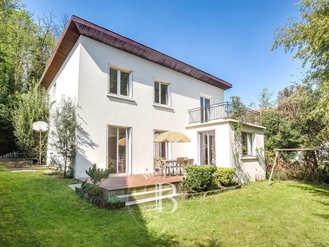 Maison meublée 7 pièces 138 m²