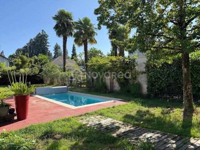 Maison meublée 7 pièces 145 m²