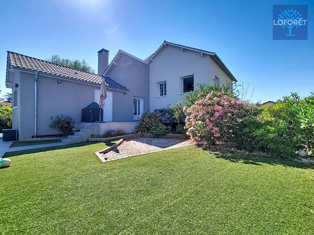 Maison meublée 7 pièces 174 m²