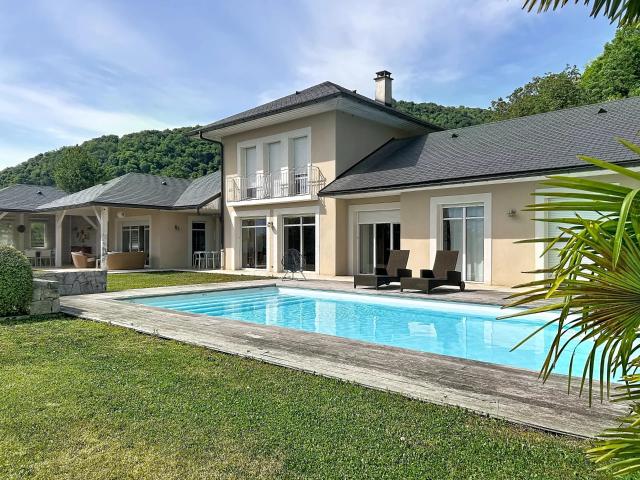 Maison meublée 7 pièces 179 m²