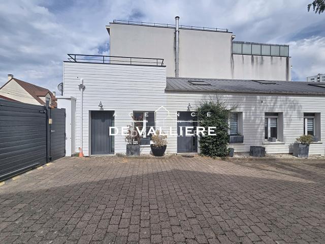 Maison meublée 7 pièces 210 m²