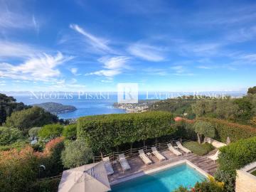 Maison meublée 7 pièces 284 m²
