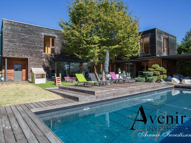 Maison meublée 7 pièces 320 m²