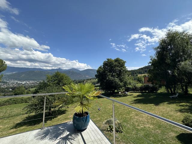 Maison meublée 7 pièces avec vue panoramique exceptionnelle BARBERAZ CHAMBERY SUD
