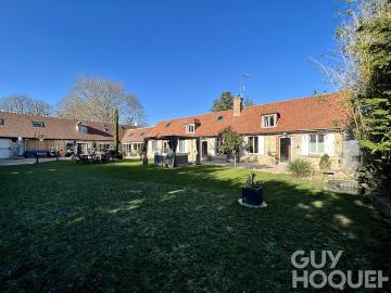 Maison meublée 7 pièces de 262.13 m²