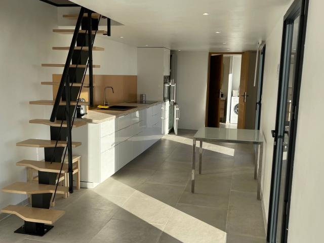 Maison meublée 83 m2 – Saint Cyr au Mont d’Or – 2 chambres – 2 Parkings