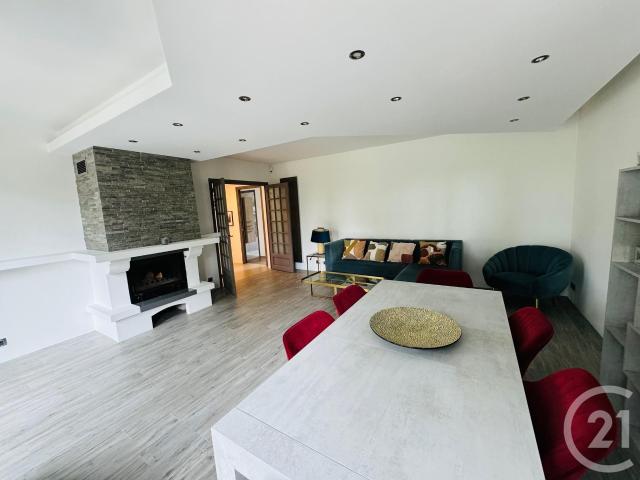 Maison meublée 8 pièces 143 m²