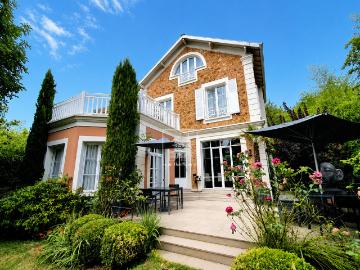 Maison meublée 8 pièces 206 m²