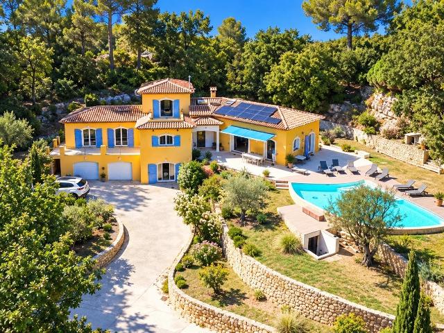 Maison meublée 8 pièces 238 m²