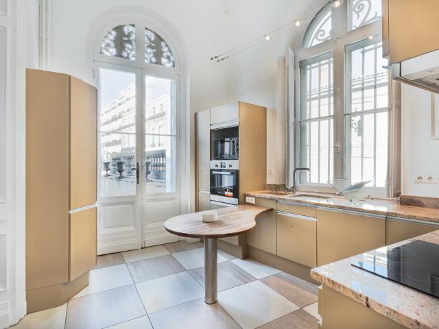 Maison meublée 8 pièces 318 m²