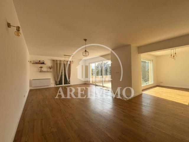 Maison meublée 90 m² avec piscine, grand jardin et T1 bis ind?