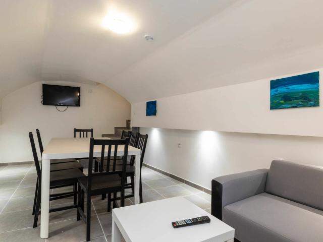 Maison meublée 9 pièces 180 m²