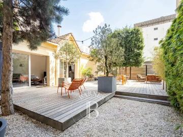 Maison meublée 9 pièces 258 m²