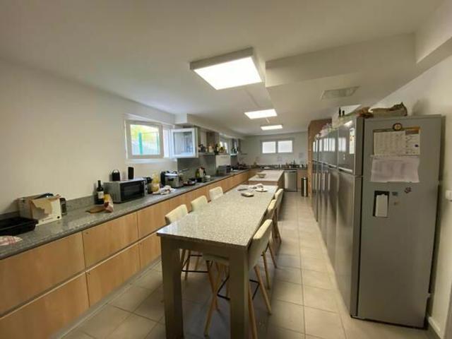 Maison meublée 14 pièces 350 m²