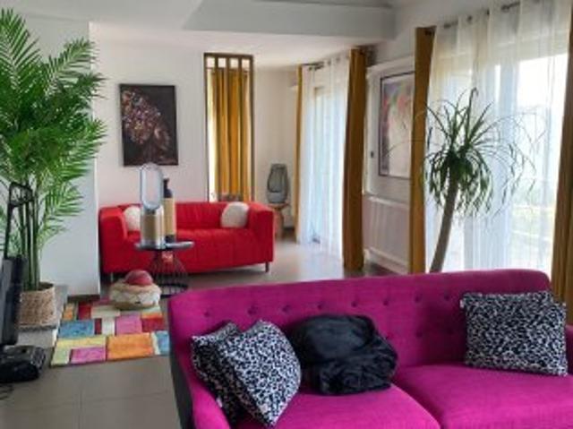 Maison meublée 1 pièce 150 m²