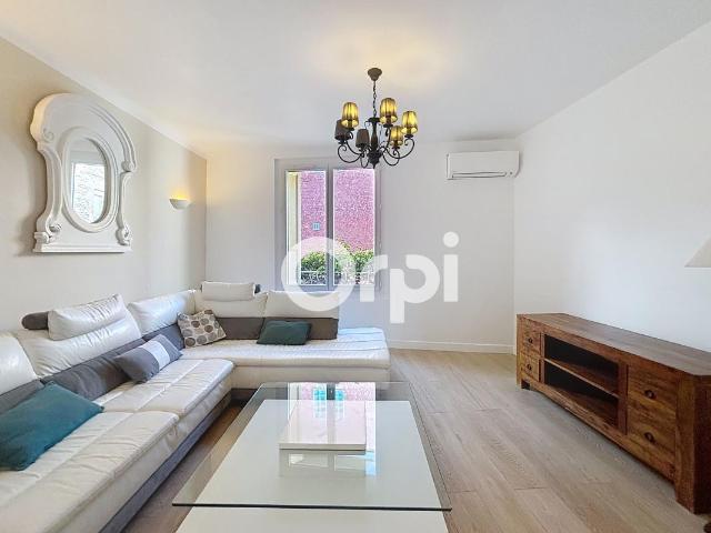 Maison meublée 2 pièces 69 m²