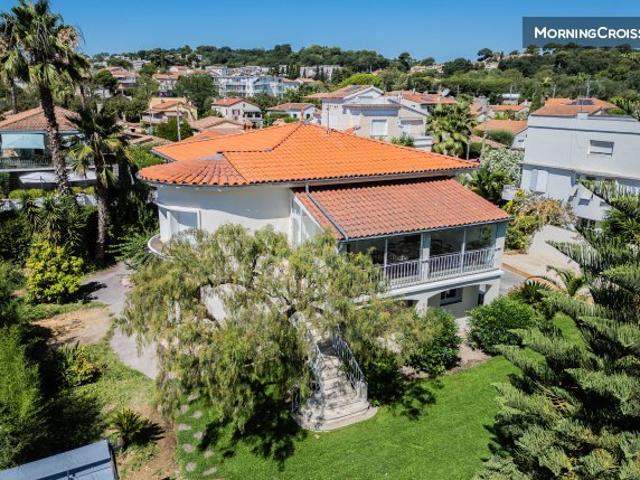Maison meublée 2 pièces 220 m²