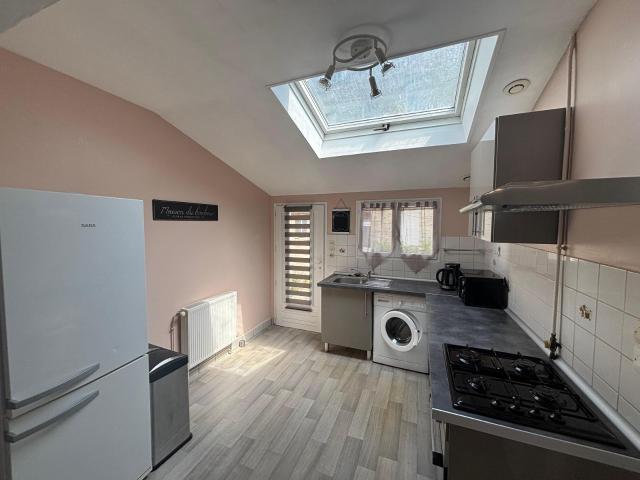 MAISON MEUBLÉE 2 PIÈCES PROCHE CHERBOURG CENTRE DISPONIBLE DEBUT OCTOBRE 2026