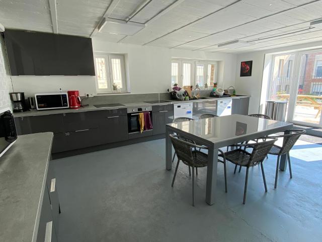 Maison meublée 300 m²