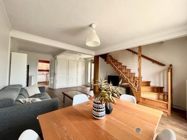 Maison meublée 3 pièces 65 m²