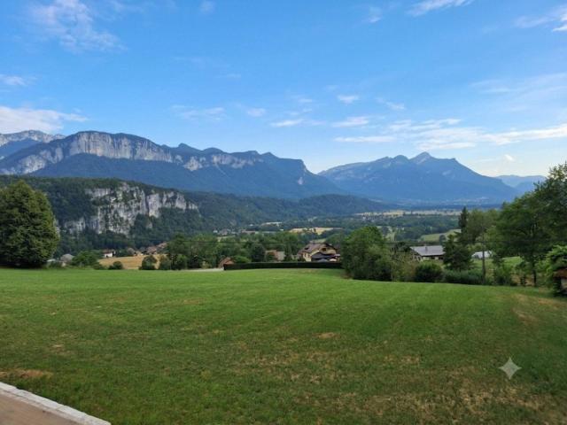 Maison meublée 3 pièces 77 m²