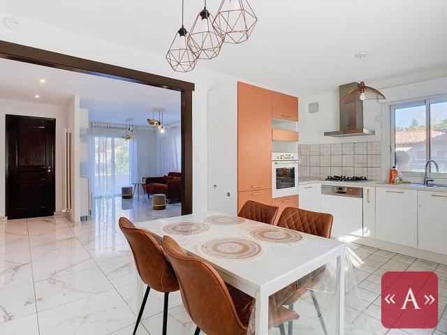 Maison meublée 3 pièces 77 m²