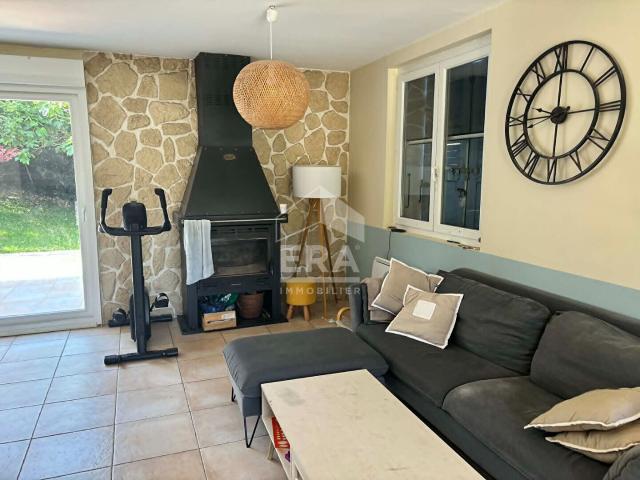Maison Meublée T6 de 144.37m² VOLONNE