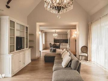MAISON MEUBLEE à BRUZ située dans le domaine des Loges de 144 m² à 15 minutes de Rennes.