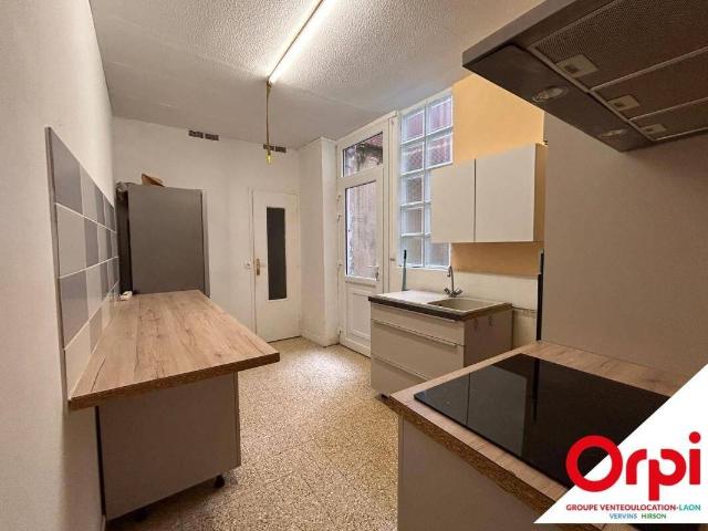 Maison meublée À Louer VERVINS 550 euros