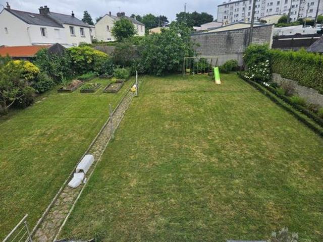 Maison meublée avec grand jardin à Brest
