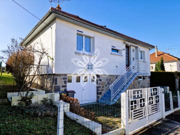Maison meublée avec jardin et garage, 2 chambres