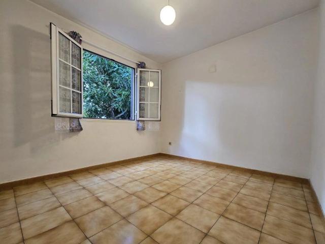 Maison meublée avec 6 chambres Ligne des 400 St Pierre