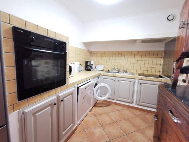 Maison meublée climatisée de caractère de 88.02m² à PINET