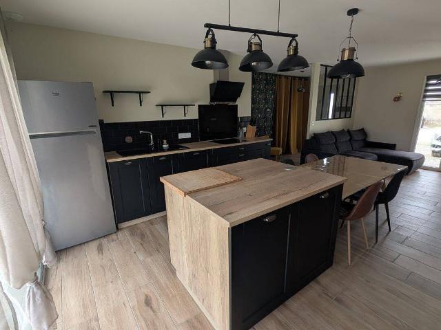 ​ MAISON MEUBLÉE DE 100 M² À BERNEUIL 17460 ~ DPE A