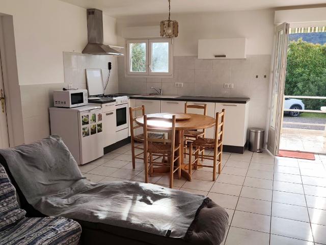 maison meublee de plain pied terrasse 3 chambres environnement calme